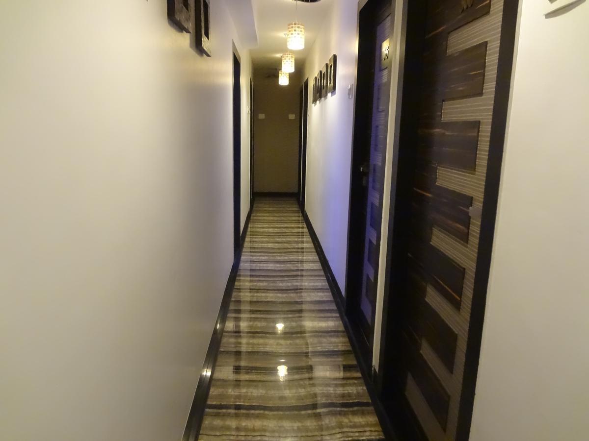 Hotel Modern ムンバイ エクステリア 写真